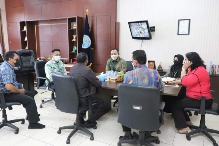 Jahidin: Siap Dukung Pemberantasan Peredaran Narkoba Sampai ke Desa
Telah dibaca : 503 Kali.