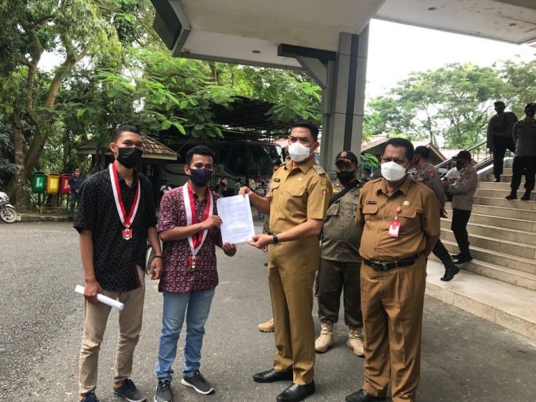 GMNI Minta Pemkot Evaluasi Dampak Kebijakan PPKM
Telah dibaca : 500 Kali.