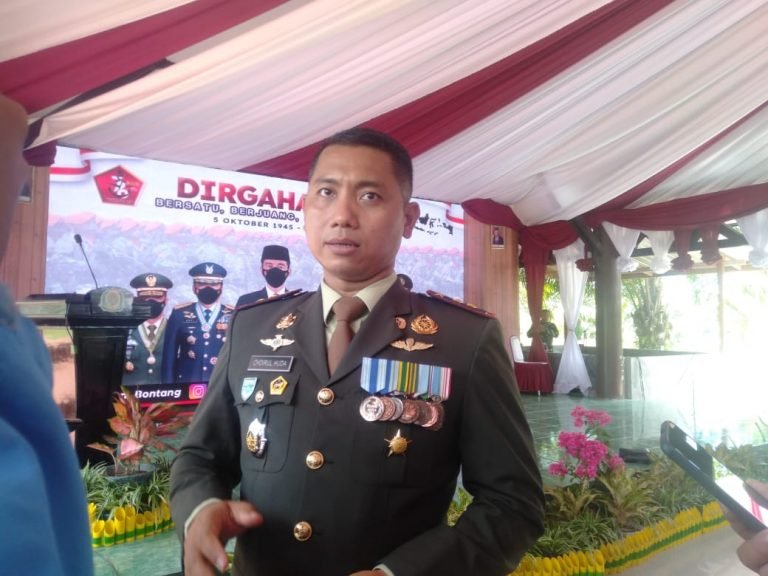 Kodim 0908/Bontang Siap Bantu Salurkan BPUM ke Pedagang
Telah dibaca : 743 Kali.