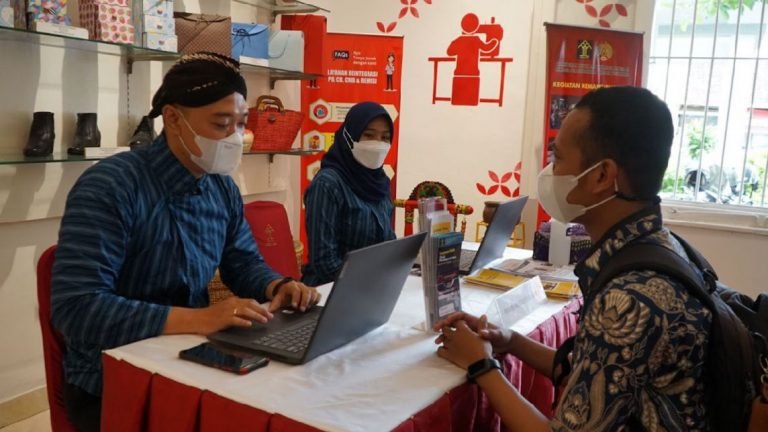 Wujudkan Layanan Kelas Dunia, Kemenkumham Gelar Pameran Pelayanan Publik
Telah dibaca : 1.011 Kali.