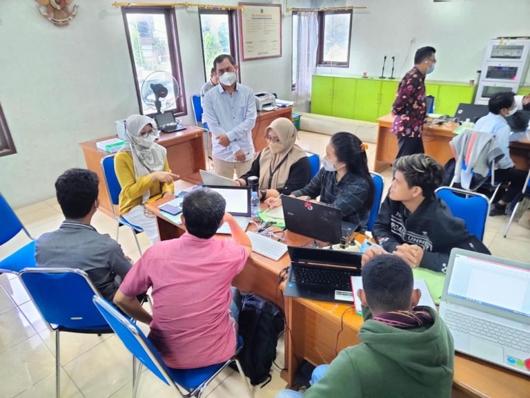 UKW Angkatan 24 Lahirkan 16 Wartawan Kompeten Jenjang Muda
Telah dibaca : 718 Kali.