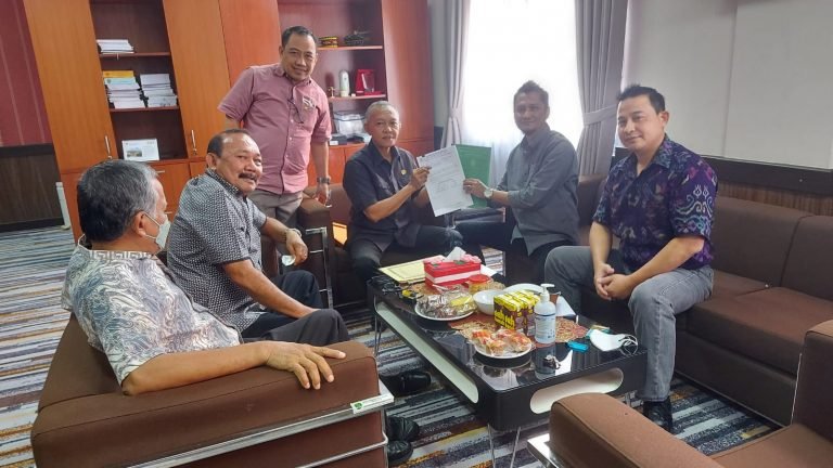 Pergantian Ketua DPRD Kaltim Tinggal Menunggu Keputusan Mendagri
Telah dibaca : 847 Kali.