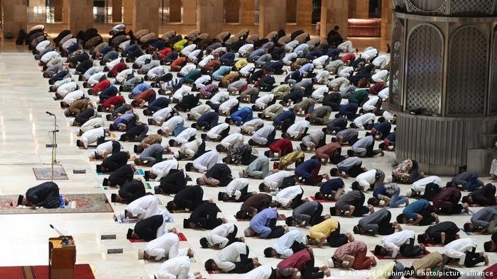 Kemenag Bontang Izinkan Umat Muslim Salat Tarawih Berjamaah di Masjid