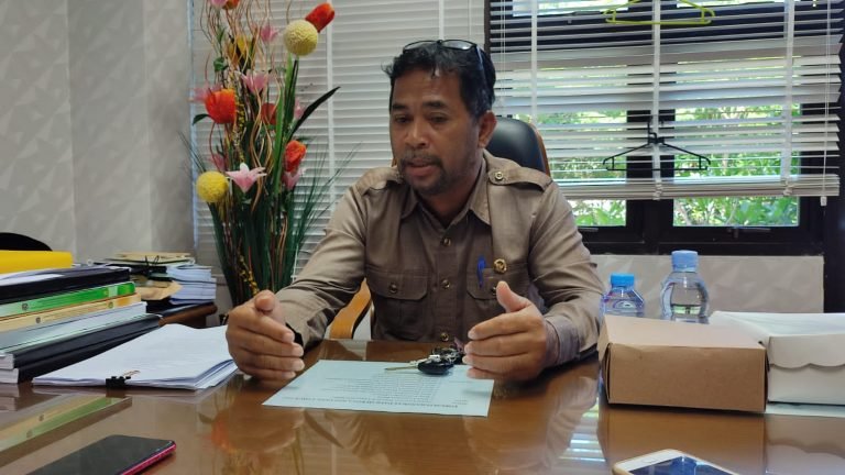 Amir Tosina Minta Tim Pemanfaatan Air Permukaan Bontang Harus Kerja Cepat
Telah dibaca : 739 Kali.