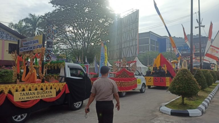 18 Provinsi Ambil Bagian Temu Karya Taman Budaya XXI Di Kaltim
Telah dibaca : 732 Kali.