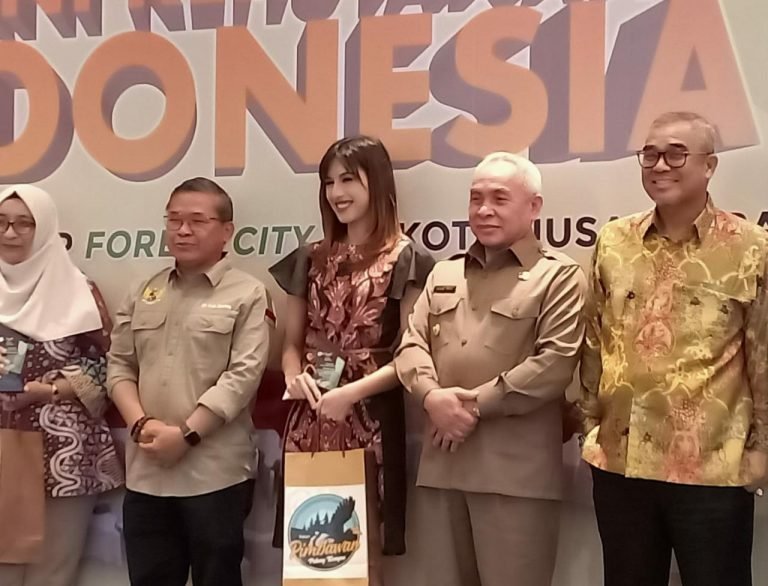 Wamen Ucapkan Selamat Ulang Tahun Untuk Isran Noor
Telah dibaca : 817 Kali.
