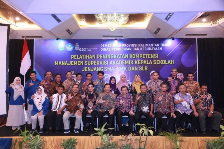 Empat Tahun Menjabat, Wagub Bangga Bisa Bertemu Seluruh Kepala Sekolah
Telah dibaca : 712 Kali.