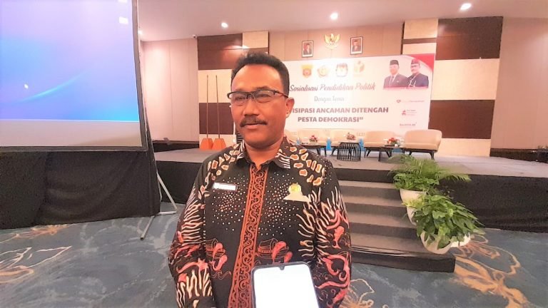Kesbangpol Samarinda Gelar Pendidikan Politik Jelang Pemilu 2024
Telah dibaca : 677 Kali.