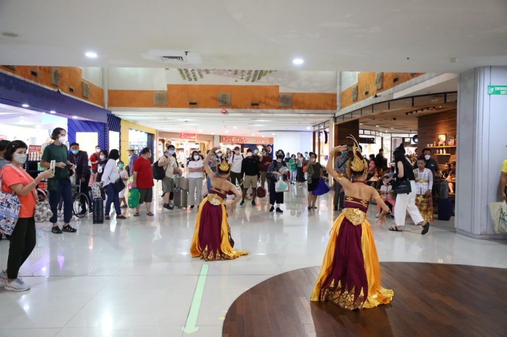 Pengguna Transportasi Umum, Libur Nataru 2022 Tercatat 3,9 Juta Orang