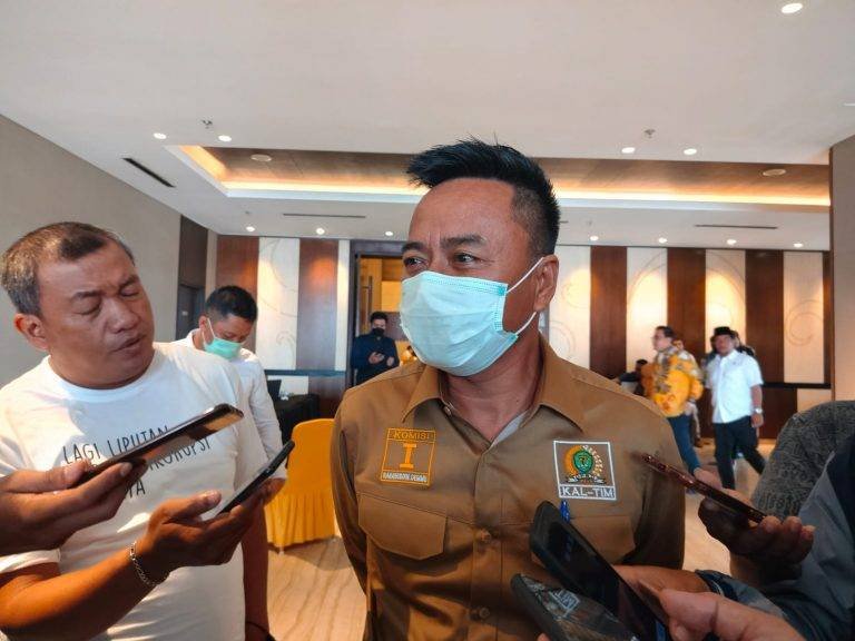 Uji Publik Raperda RTRW Kaltim, Isu Lingkungan Masih Jadi Pertimbangan
Telah dibaca : 694 Kali.