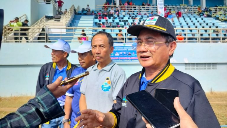 Resmi Dibuka, Kejuaraan Pelajar DBON Kaltim Sebagai Ajang Cetak Atlet Prestasi
Telah dibaca : 837 Kali.