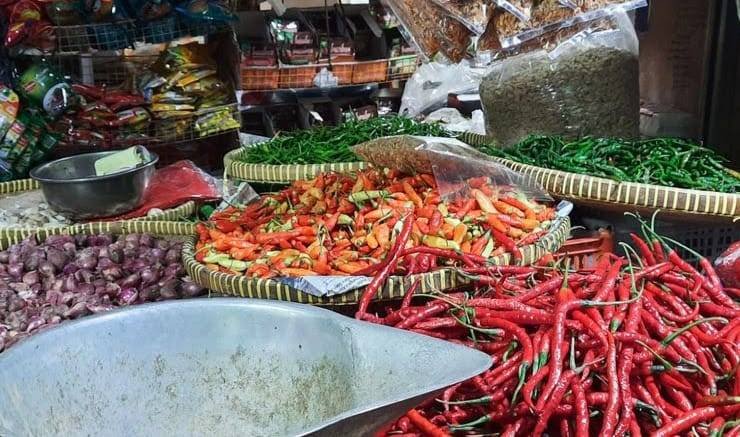 Liburan Nataru Harga Kebutuhan Pokok Terus Melonjak
Telah dibaca : 657 Kali.