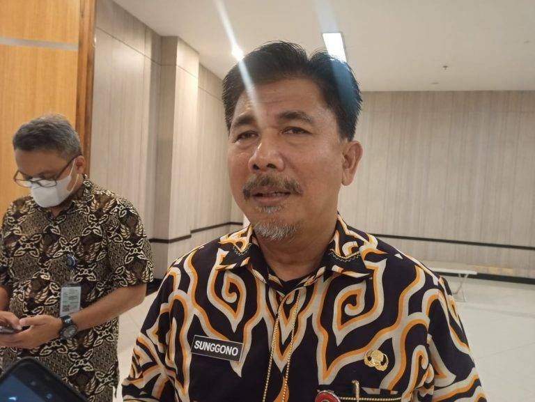 Sunggono Arahkan Satu Pemahaman dalam Fleksibilitas Pengelolaan Keuangan E-BLUD
Telah dibaca : 763 Kali.