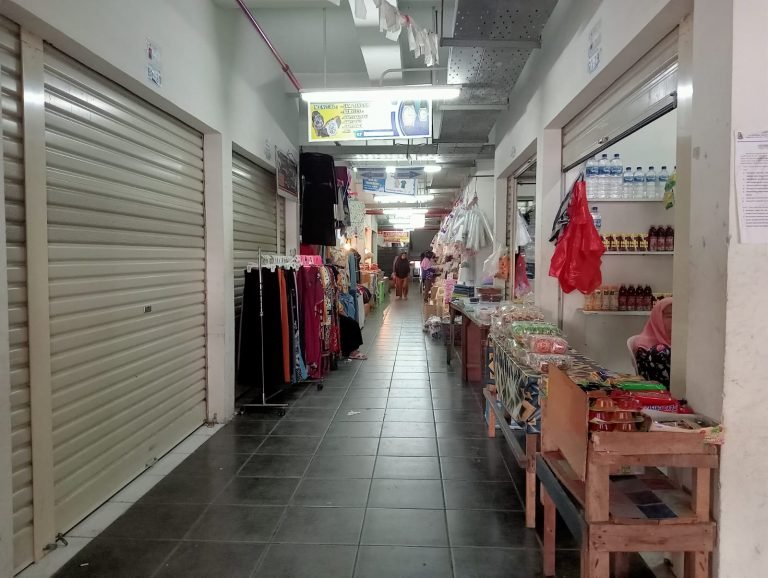 Lapak Pasar Tamrin, Bakal Kembali Diundi Diskop UMKM
Telah dibaca : 804 Kali.