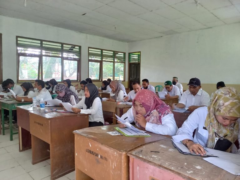 Kabupaten Kutai Kartanegara Mulai Melakukan Tes PPS
Telah dibaca : 817 Kali.