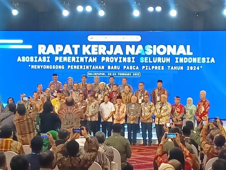 Buka Rakernas APPSI, Jokowi: Kewajiban Gubernur Tingkatkan Konsumsi Rumah Tangga
Telah dibaca : 673 Kali.