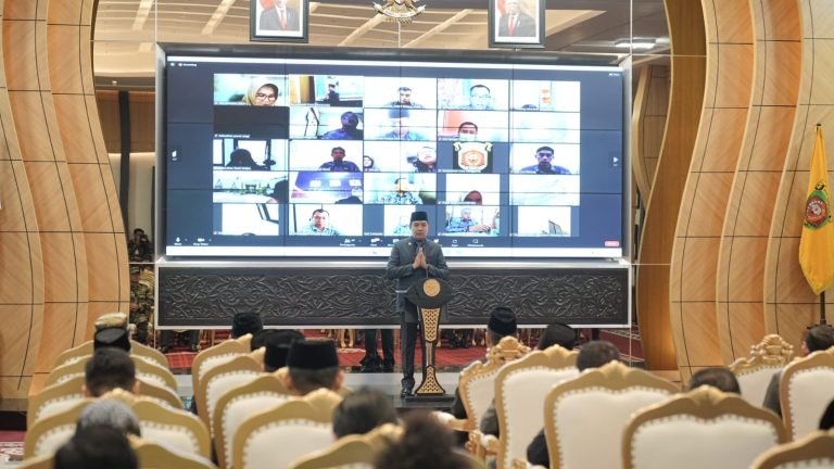 Sesuai Komitmen, Andi Harun Mengesahkan RTRW Kota Samarinda
Telah dibaca : 780 Kali.