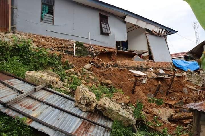 Bantu Korban Longsor, Pemkot dan Polres Bontang Serahkan Bantuan Logistik
Telah dibaca : 700 Kali.