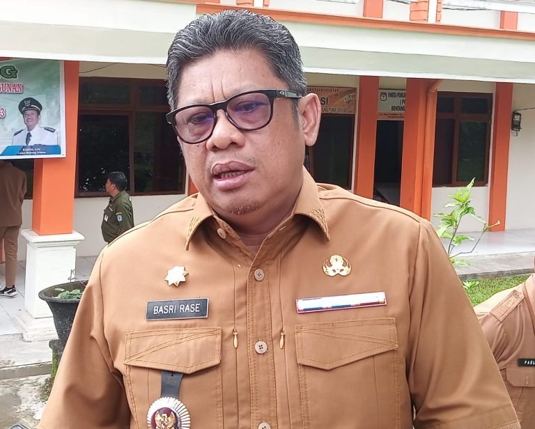 Memasuki Tahun Politik, Basri Rase Ajak Masyarakat Tetap Solid Membangun Bontang
Telah dibaca : 709 Kali.