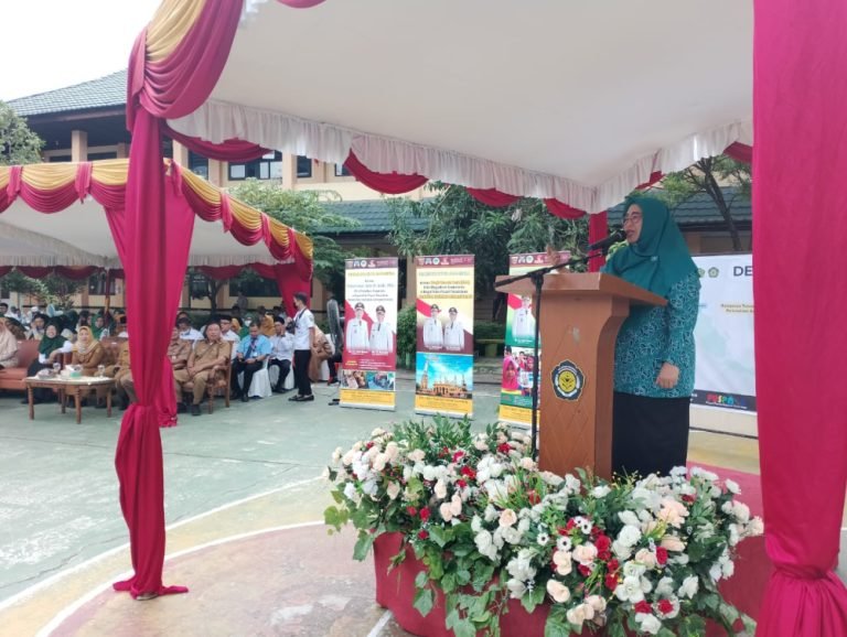 Rinda Wahyuni: Samarinda Harus Siapkan Generasi Unggul Untuk Mengisi IKN
Telah dibaca : 694 Kali.