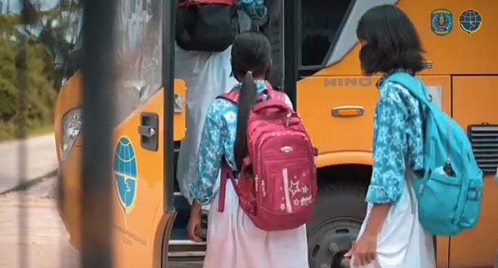 Bus Sekolah Gratis di Bontang Kembali Beroperasi
