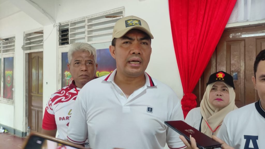 HUT Gerindra Ke-15 Bertabur Hadiah, Umrah Hingga Mobil