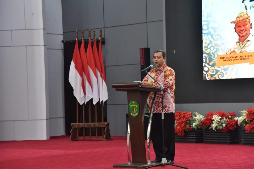 Wagub Hadi Apresiasi, Animo Dayak Kenyah Untuk Dunia Pendidikan Sangat Tinggi