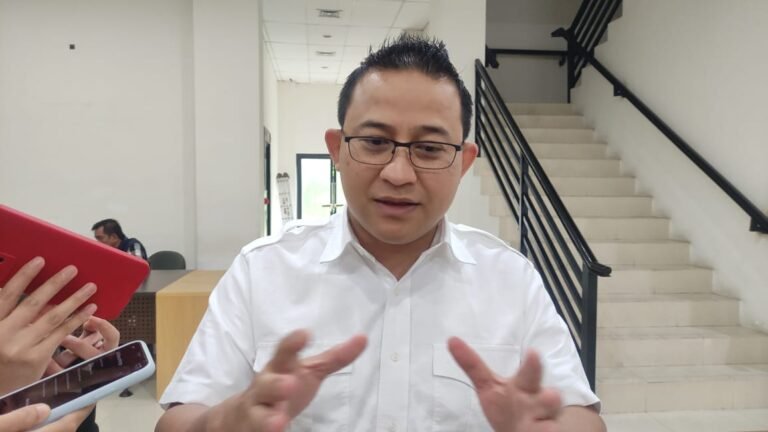 Momen May Day, Sapto Sebut Buruh Butuh Perlindungan Hukum dan Upgrading Skill
Telah dibaca : 778 Kali.