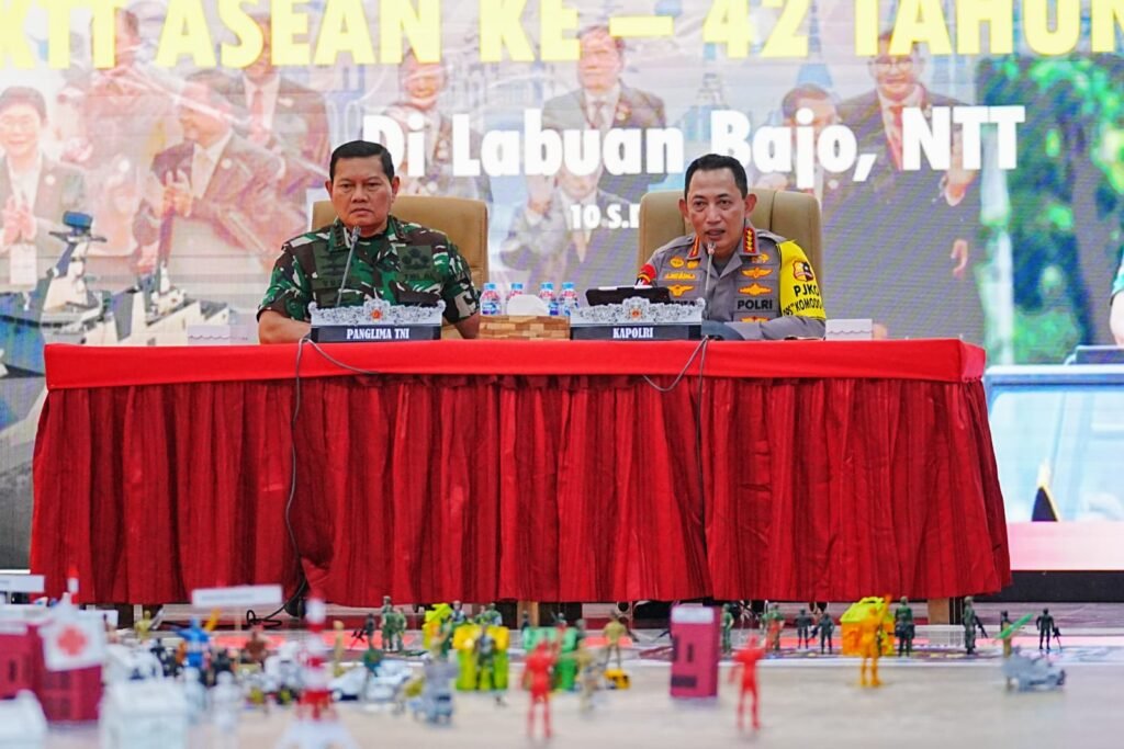 Panglima TNI Laksamana Yudo Margono dan Kapolri Jendral Listyo Sigit Prabowo
