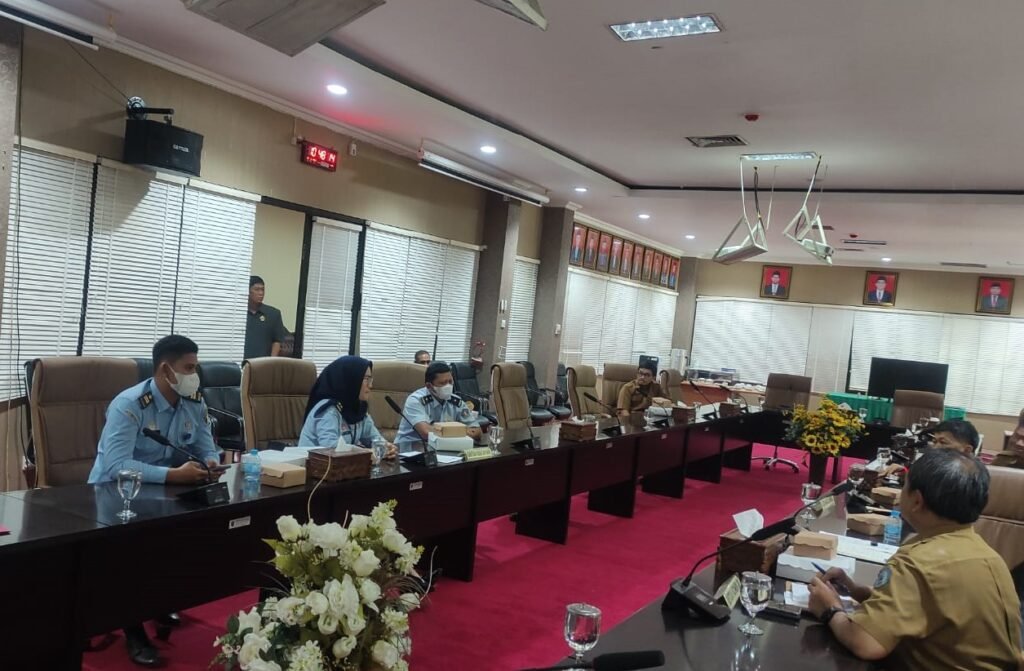 DPRD Kota Bontang Gelar Audiensi Harmonisasi Perda 2023 bersama Kemenkumham Kaltim