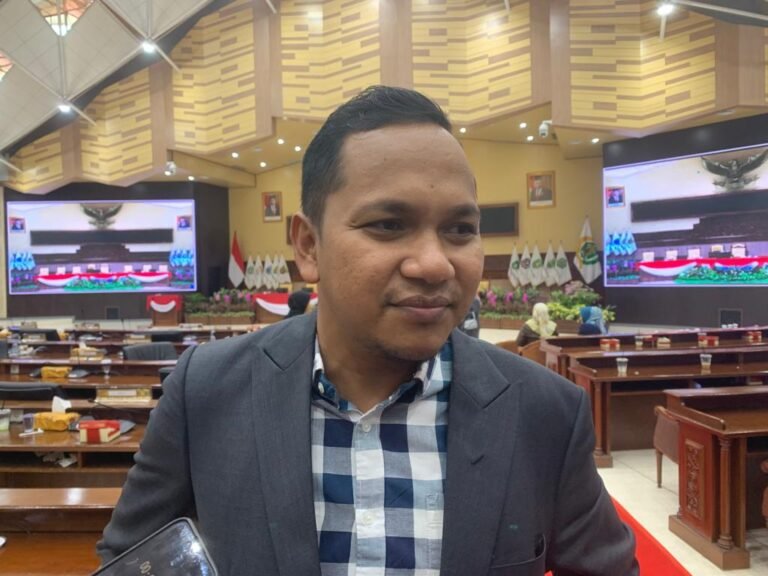 Tak Tepat Sasaran, Udin Minta Pemerintah Evaluasi Ulang Sistem Zonasi
Telah dibaca : 787 Kali.