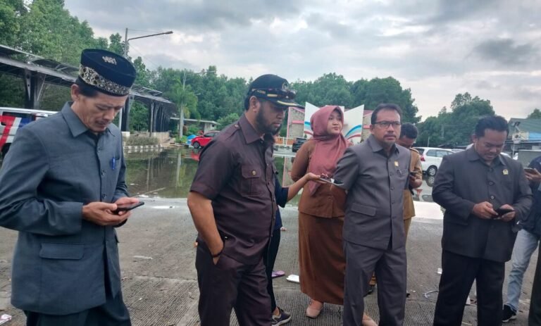 Miris! Fasilitas Rusak di Bontang Kuala Kurang Diperhatikan Pemerintah Kota
Telah dibaca : 773 Kali.