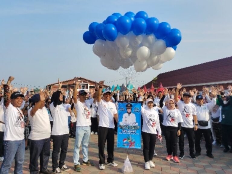 Peringatan Hari Koperasi ke-76 di Kota Mojokerto, Dibanjiri Ribuan Masyarakat
Telah dibaca : 763 Kali.