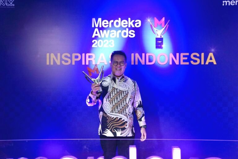 Rendi Solihin Wakili Kukar Terima Penghargaan ‘Inovatif untuk Negeri’ Merdeka Awards 2023
Telah dibaca : 809 Kali.