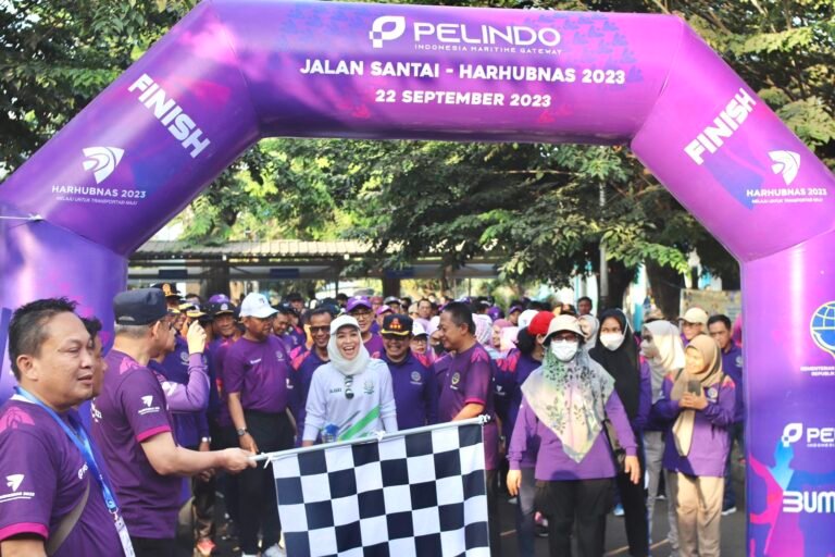 Tutup Kegiatan Harhubnas 2023, KSOP Banten Jalan Santai Bersama Stakeholder
Telah dibaca : 769 Kali.