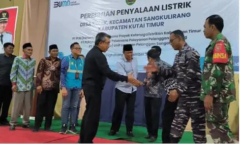 Diresmikan Bupati, Listrik Desa Kolek Sekarang Sudah Menyala 24 Jam