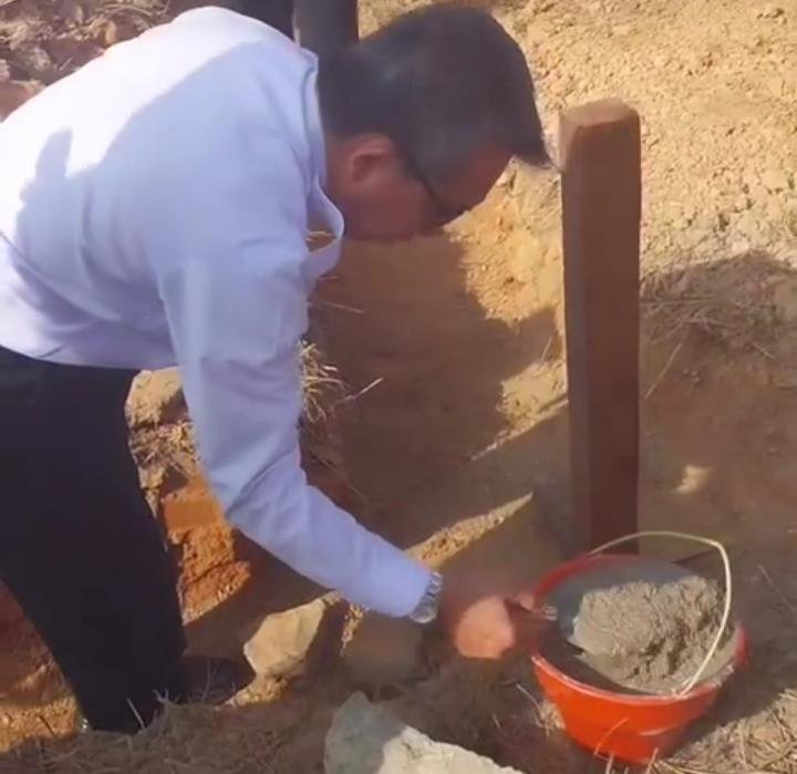 Bupati Kutai Timur Resmikan Pembangunan Kantor Desa Segoi Makmur