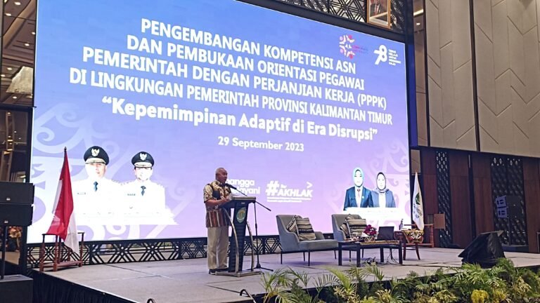 Isran Noor: Proyek Rumah Layak Huni Dapat Berantas Kemiskinan di Kaltim
Telah dibaca : 872 Kali.