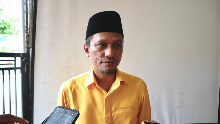 Diketahui salah satu partai yang mengusung Gibran sebagai Bakal Calon Wakil Presiden (Bacawapres) ialah Partai Golongan Karya (Golkar).