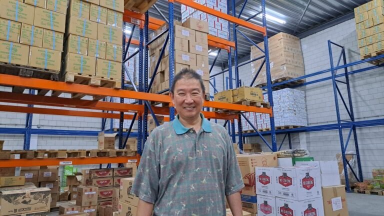 Sebagai jembatan mempermudah UMKM Indonesia menuju go global, PT Bank Negara Indonesia (Persero) Tbk atau BNI melalui Kantor Luar Negeri (KLN) Amsterdam, mengakomodir terhubungnya produk UMKM Indonesia ke pasar Negeri Kincir Angin melalui Nesia Food Amsterdam, Belanda.