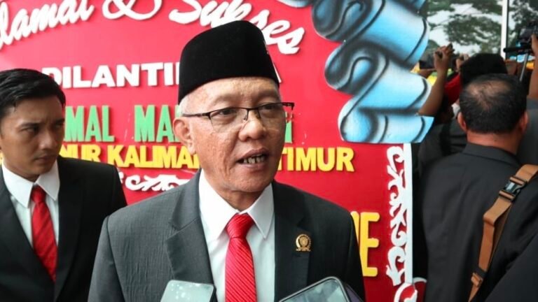 Wakil Ketua Dewan Perwakilan Rakyat Daerah (DPRD) Kalimantan Timur (Kaltim), Muhammad Samsun, menyebut sudah seharusnya seluruh wilayah di Kaltim teraliri listrik.