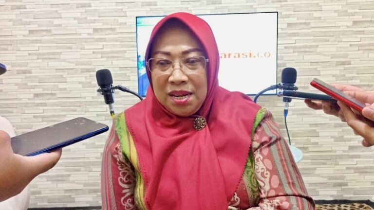 Ketua Komisi IV DPRD Samarinda, Sri Puji Astuti, soroti tingginya tingkat pengangguran di Kota Samarinda.