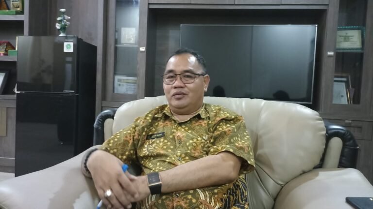 Kepala Dinas Lingkungan Hidup (DLH) Kutai Timur, Kalimantan Timur (Kaltim) Armin Nazar mengungkap kesuksesan Program Kampung Iklim (Proklim) yang terus digalakan.
