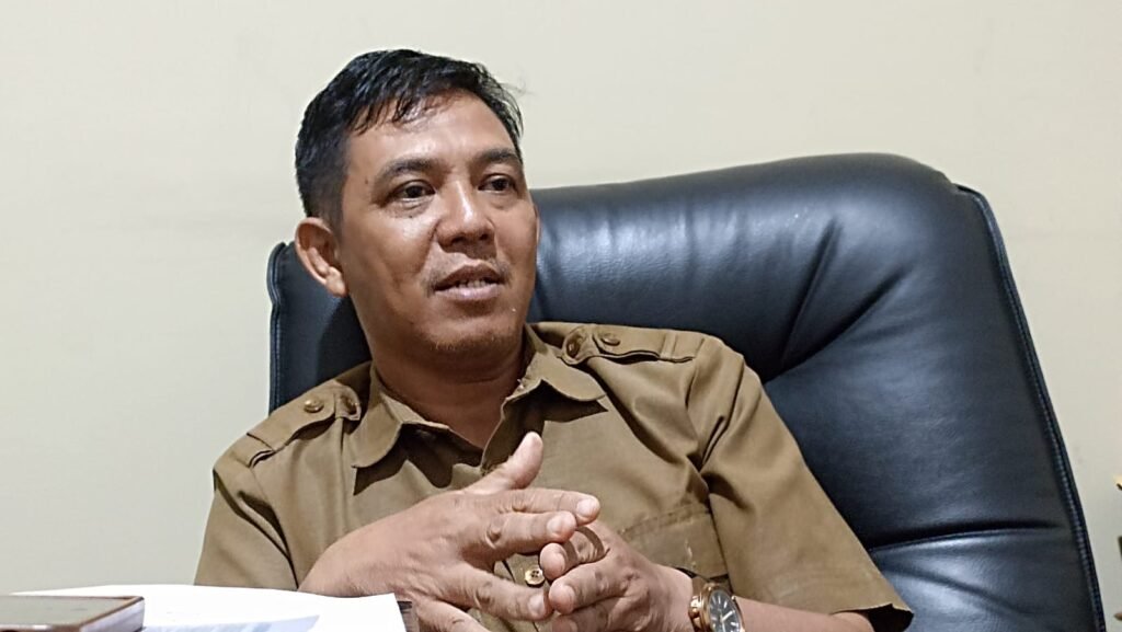 Dinas Pendidikan dan Kebudayaan (Disdikbud) Kabupaten Kutai Timur (Kutim) bersiap meluncurkan podcast bertema kebudayaan yang ditujukan khusus bagi anak-anak muda. Inisiatif ini diinisiasi oleh Kepala Bidang Kebudayaan Padliyansyah sebagai upaya untuk memperkenalkan dan mempromosikan kekayaan budaya daerah Kutim.