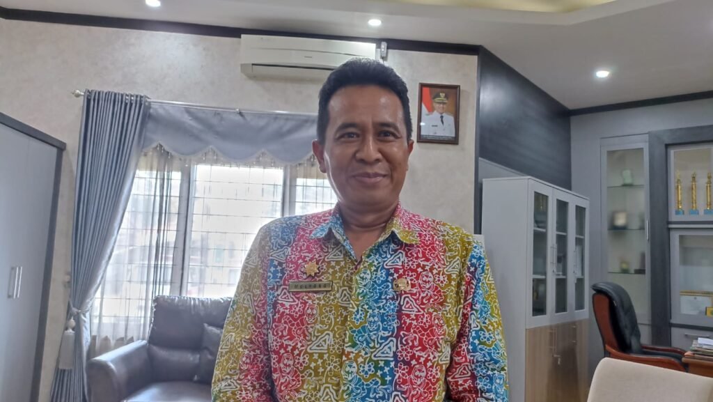 Mulyono Ungkap Tiga Fokus Utama Peningkatan Pendidikan di Kutim Kepala Dinas Pendidikan dan Kebudayaan (Disdikbud) Kutai Timur (Kutim) Kalimantan Timur (Kaltim), Mulyono, menegaskan tiga prioritas utama yang menjadi fokus untuk meningkatkan sektor pendidikan di Kutim.