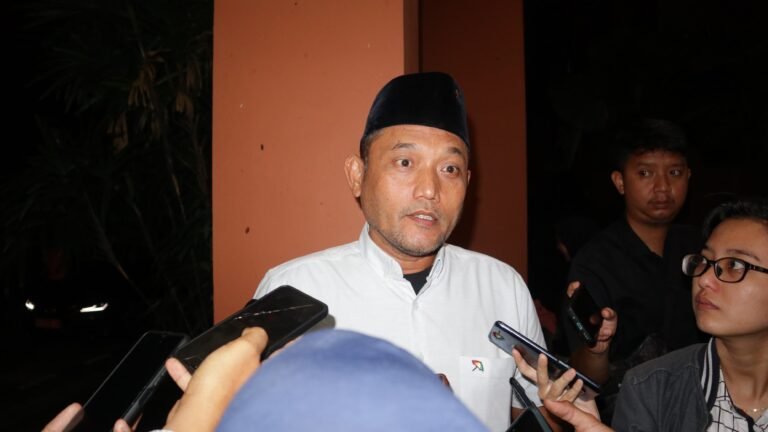 DPRD Kalimantan Timur (Kaltim) bersama Organisasi Perangkat Daerah (OPD) di lingkungan Pemerintah Provinsi (Pemprov) menggelar rapat koordinasi (Rakor) tindak lanjut Surat Edaran Ketua KPK Nomor 8 tahun 2021 tentang Pencegahan Korupsi dalam proses Perencanaan dan Penganggaran Anggaran Pendapatan dan Belanja Daerah (APBD).