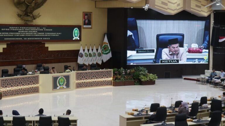 Dalam Rapat Paripurna ke-41 Masa Sidang III Tahun 2023, eksekutif dan legislatif di Provinsi Kalimantan Timur (Kaltim) menyetujui serta menetapkan sejumlah Rancangan Peraturan Daerah (Raperda) Inisiatif Pemerintah Provinsi Kaltim menjadi Peraturan Daerah (Perda).