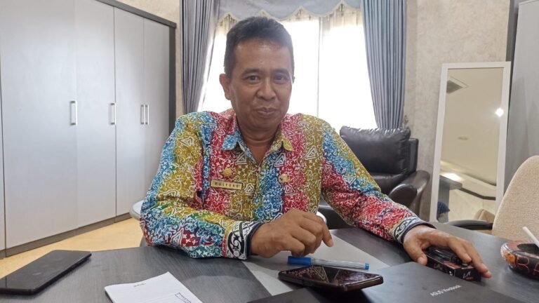 Kepala Dinas Pendidikan dan Kebudayaan (Disdikbud) Kutai Timur (Kutim) Kalimantan Timur (Kaltim), Mulyono, mengungkapkan bahwa tujuh ruang kelas di Sekolah Dasar Negeri (SDN) 001 Kongbeng, Kecamatan Kongbeng, Kabupaten Kutai Timur, mengalami kebakaran.