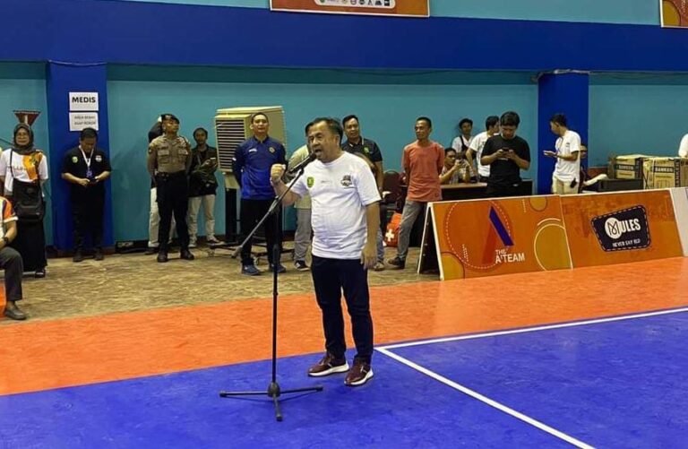 Dalam Volley Ball Bupati Cup Open Tournament 2023 yang diselenggarakan di Kabupaten Kutai Timur (Kutim) Kalimantan Timur (Kaltim), Ketua Umum Komite Olahraga Nasional Indonesia (KONI) Kutai Timur, Rudi Hartono, menyampaikan apresiasi kepada Pemerintah Kabupaten Kutim atas dukungan besar yang diberikan dalam setiap kegiatan olahraga.