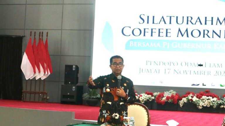 Eksistensi wartawan di Kalimantan Timur (Kaltim) ini sangat tinggi. Saat ini peran wartawan bukan hanya sekedar pemberi informasi saja, tapi merupakan ujung lidah dari masyarakat dan pemerintah.